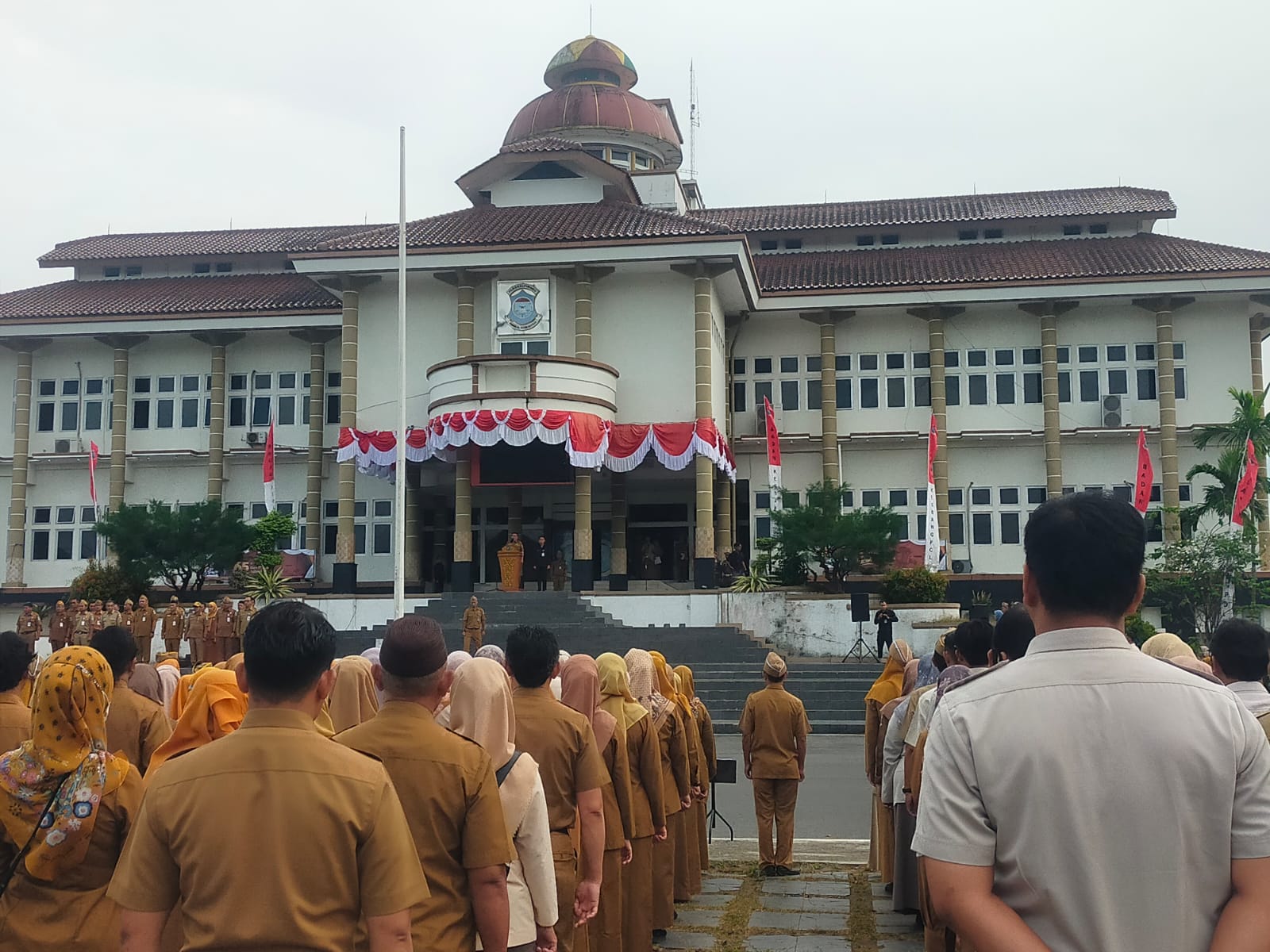 Pimpin Apel Gabungan, Pj Walikota Unu Minta Pegawai Bertanggungjawab dan Loyal 